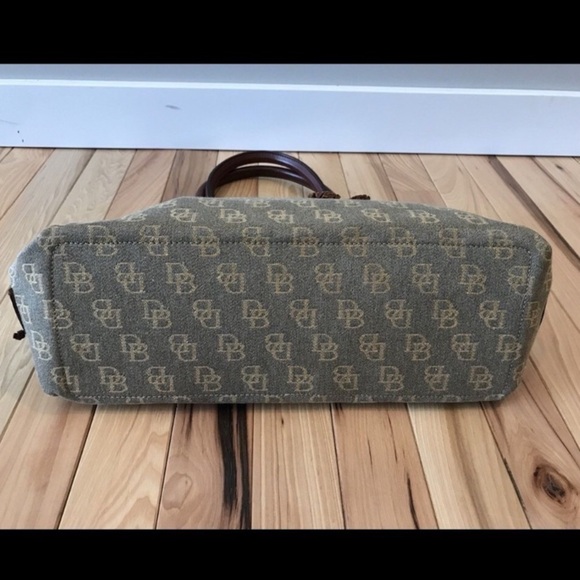 Shoulder_Bags
